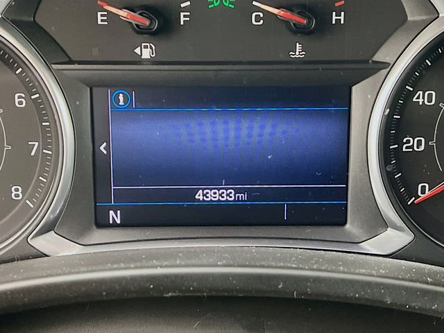 Used 2020 White GMC SLE image 10