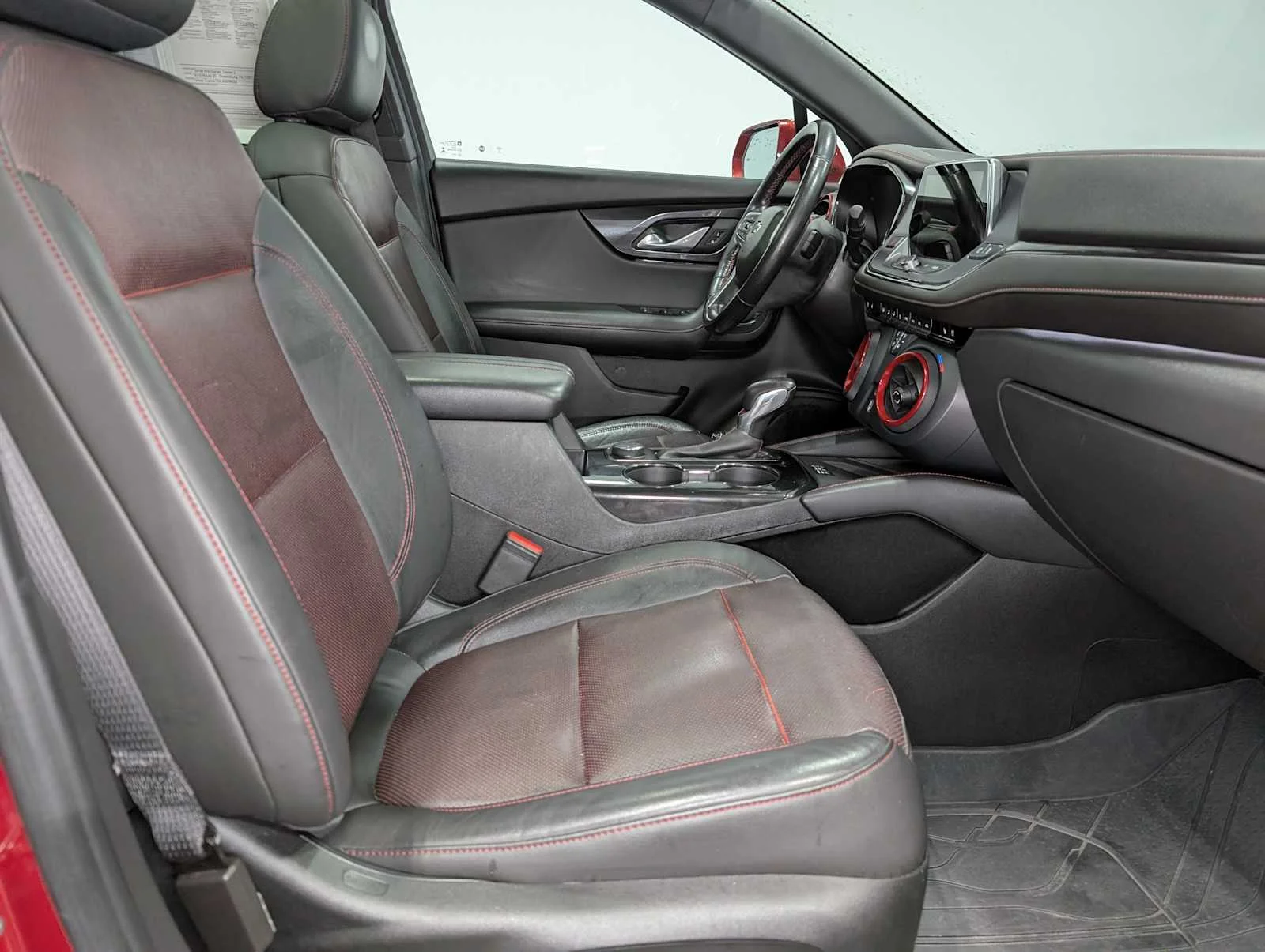Used 2019 Cajun Red Tintcoat Chevrolet RS image 42