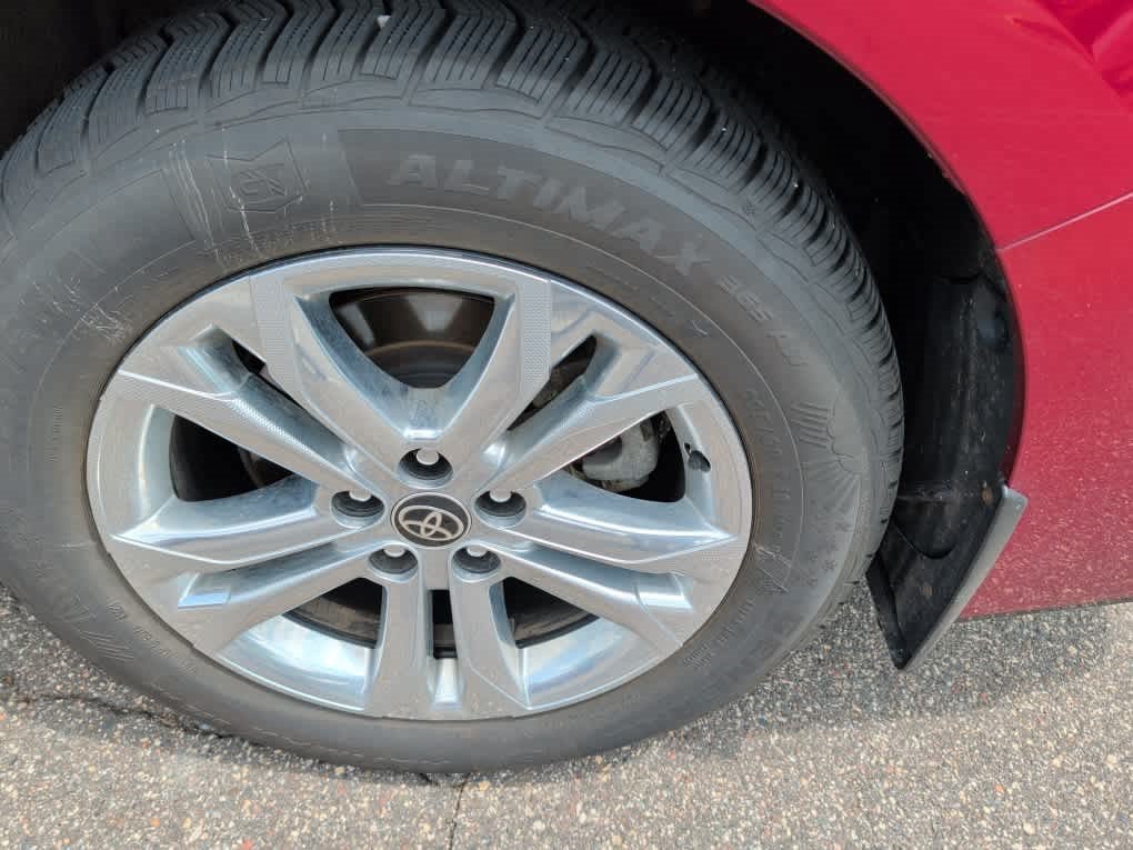 Used 2021 Ruby Flare Pearl Toyota Platinum image 7