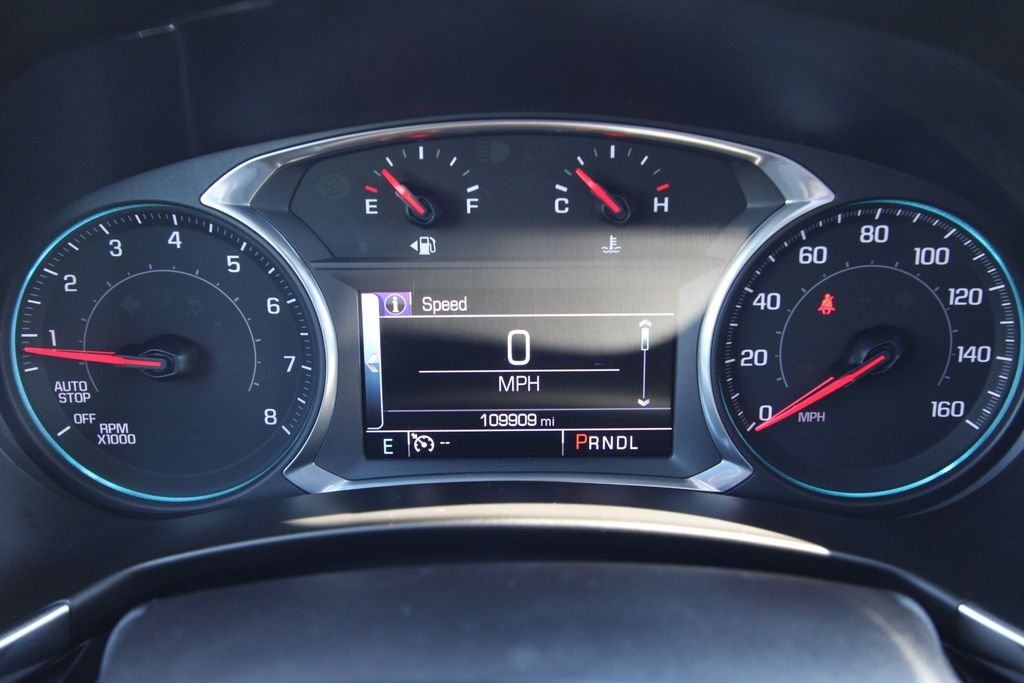Used 2018 Gray Chevrolet LT image 43