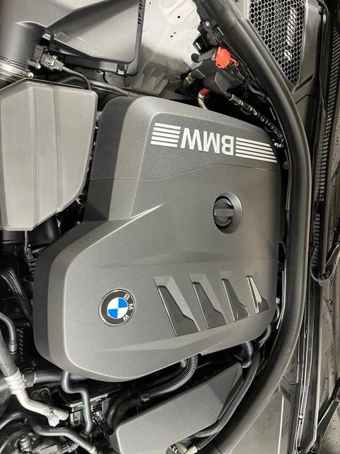 New 2026 Mineral White Metallic BMW 330i xDrive image 19