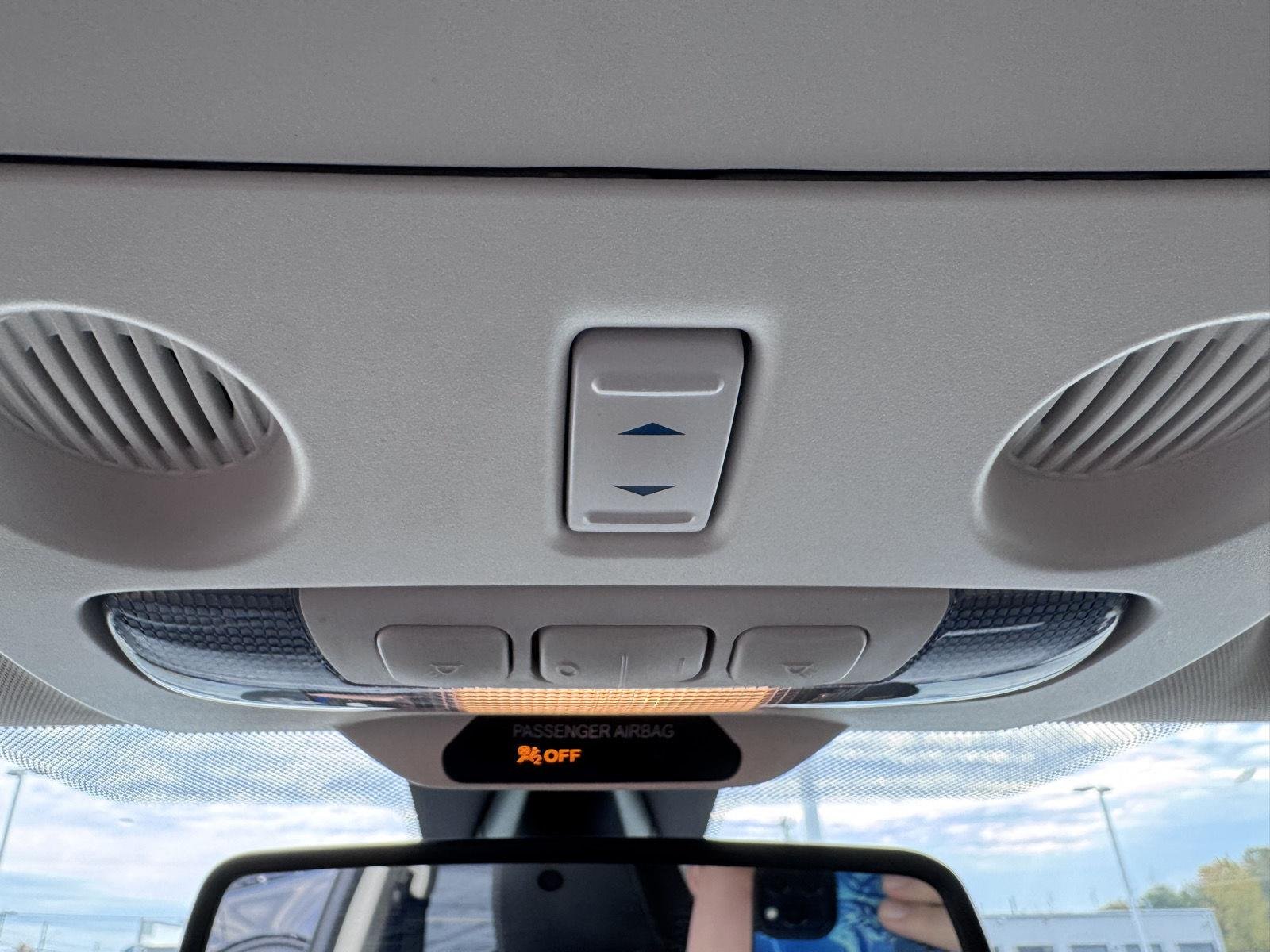 Used 2021 Lightning Blue Ford SES image 18