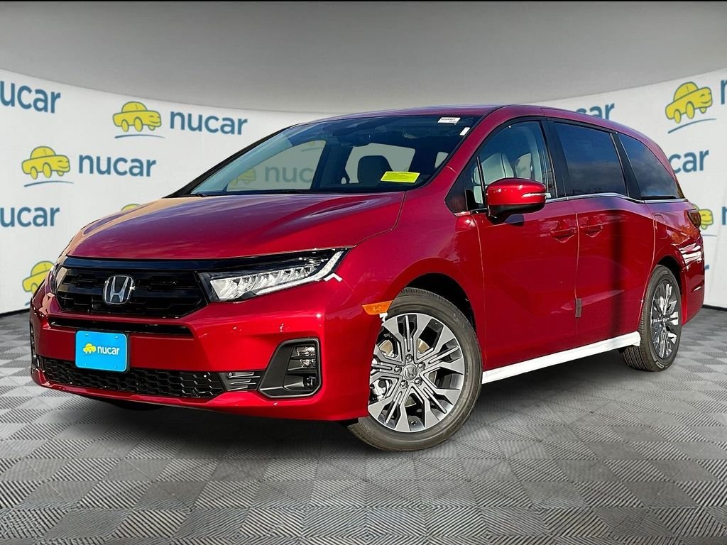 New 2026 Radiant Red Metallic II Honda Touring image 4