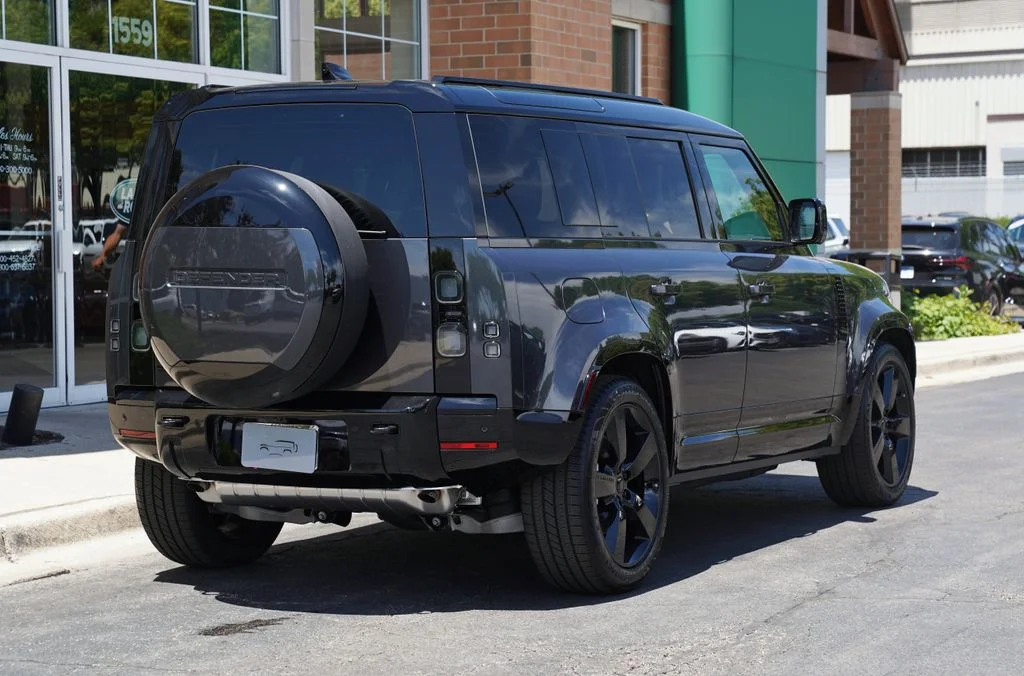 New 2026 Carpathian Grey Land Rover X-Dynamic SE image 6