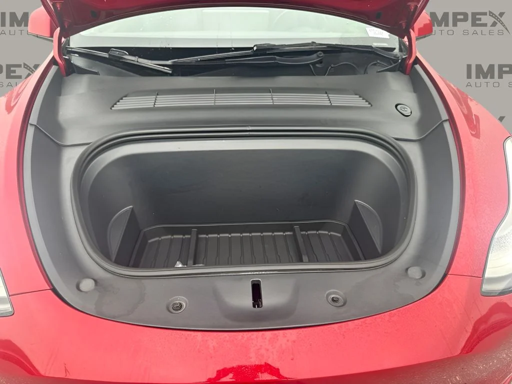 Used 2023 Red Tesla Long Range image 20