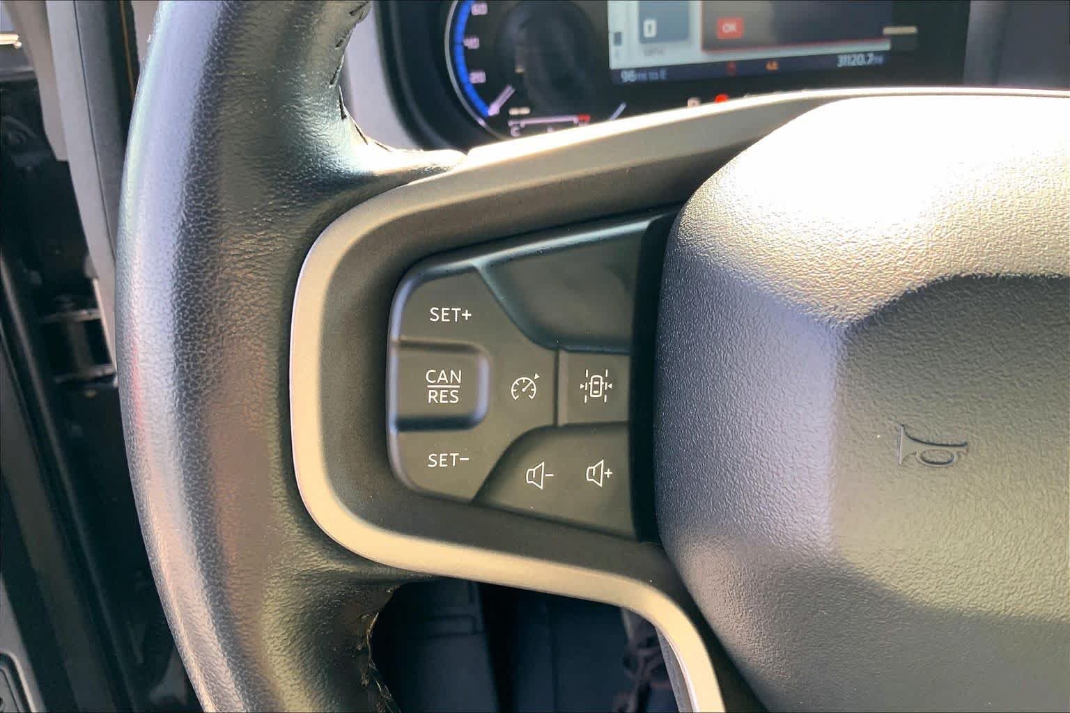 Used 2024 Carbonized Gray Metallic Ford Badlands image 23