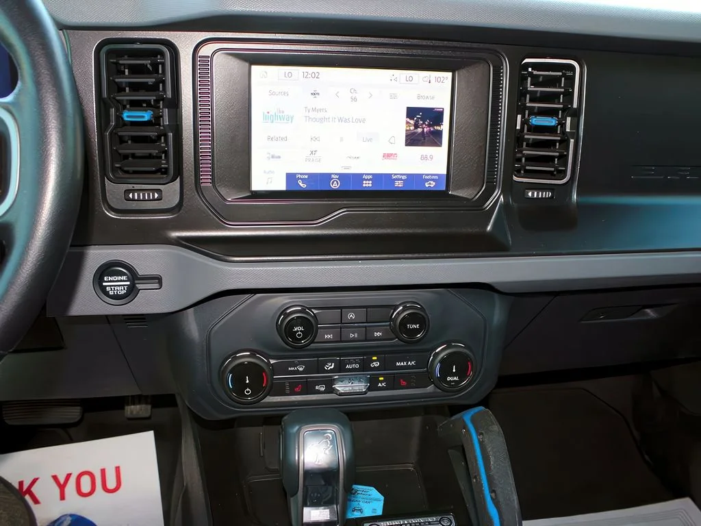 2022 Ford Bronco 4-Door Black Diamond - Photo 17