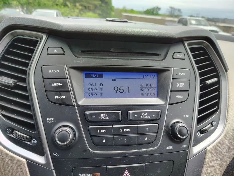 Used 2016 Red Hyundai 2.4L image 13