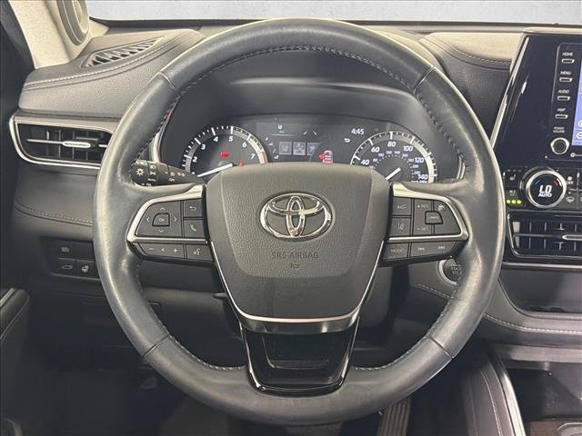 Certified Used 2021 MOON DUST Toyota  image 26