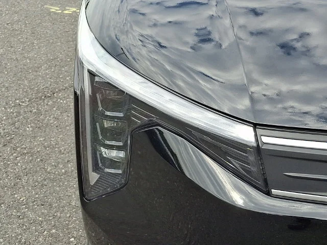 Certified Used 2025 Black Kia LX image 10