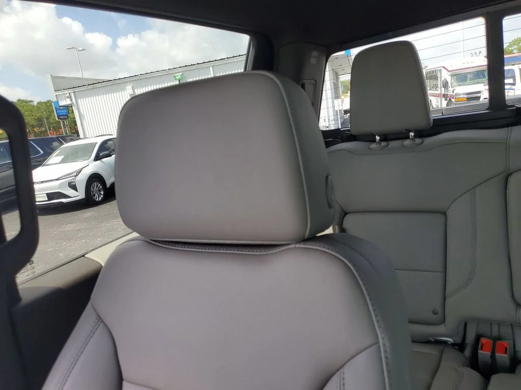 New 2026 Summit White Chevrolet LT image 12