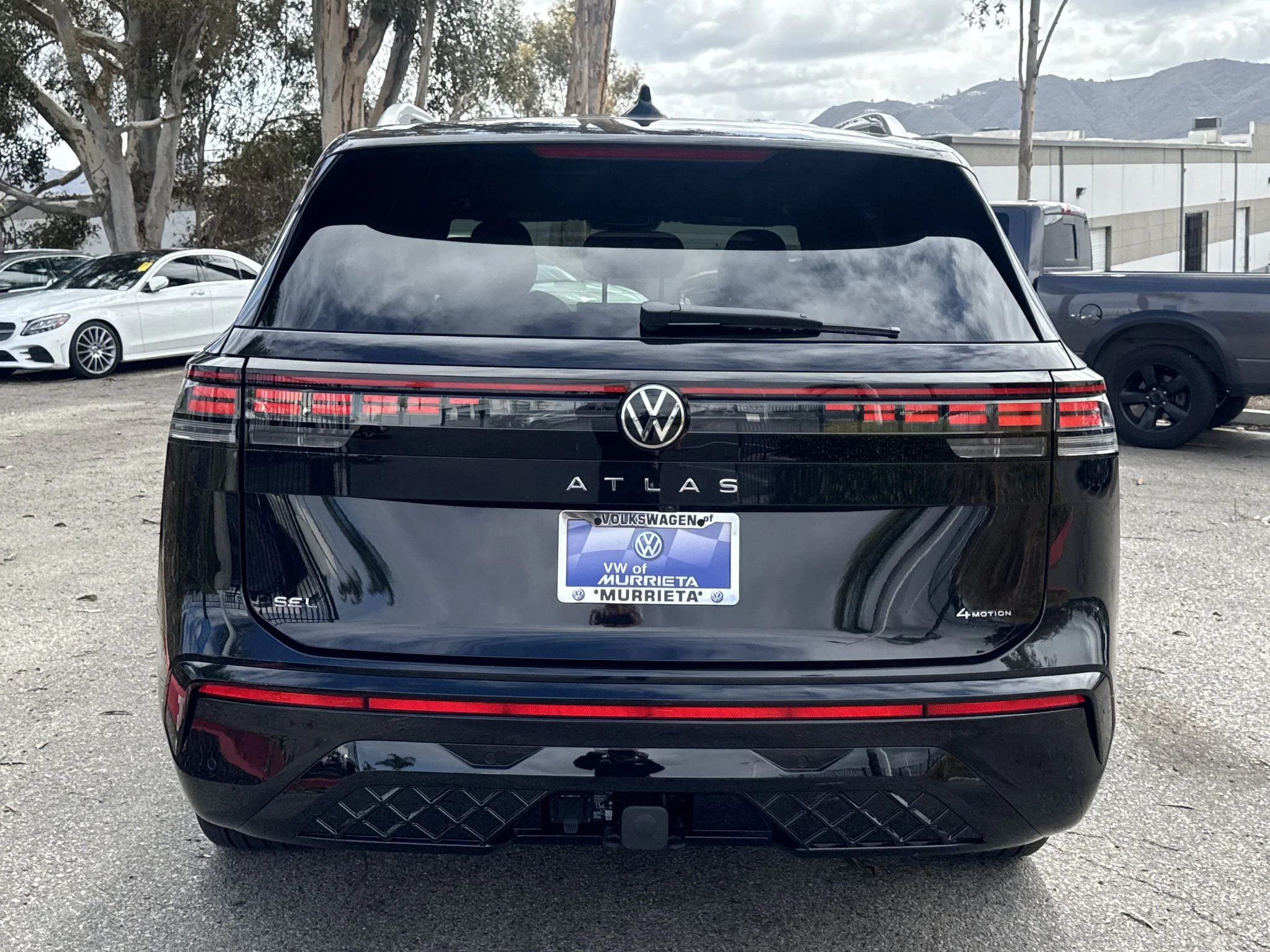 New 2027 Deep Black Pearl Volkswagen SEL R-Line image 7