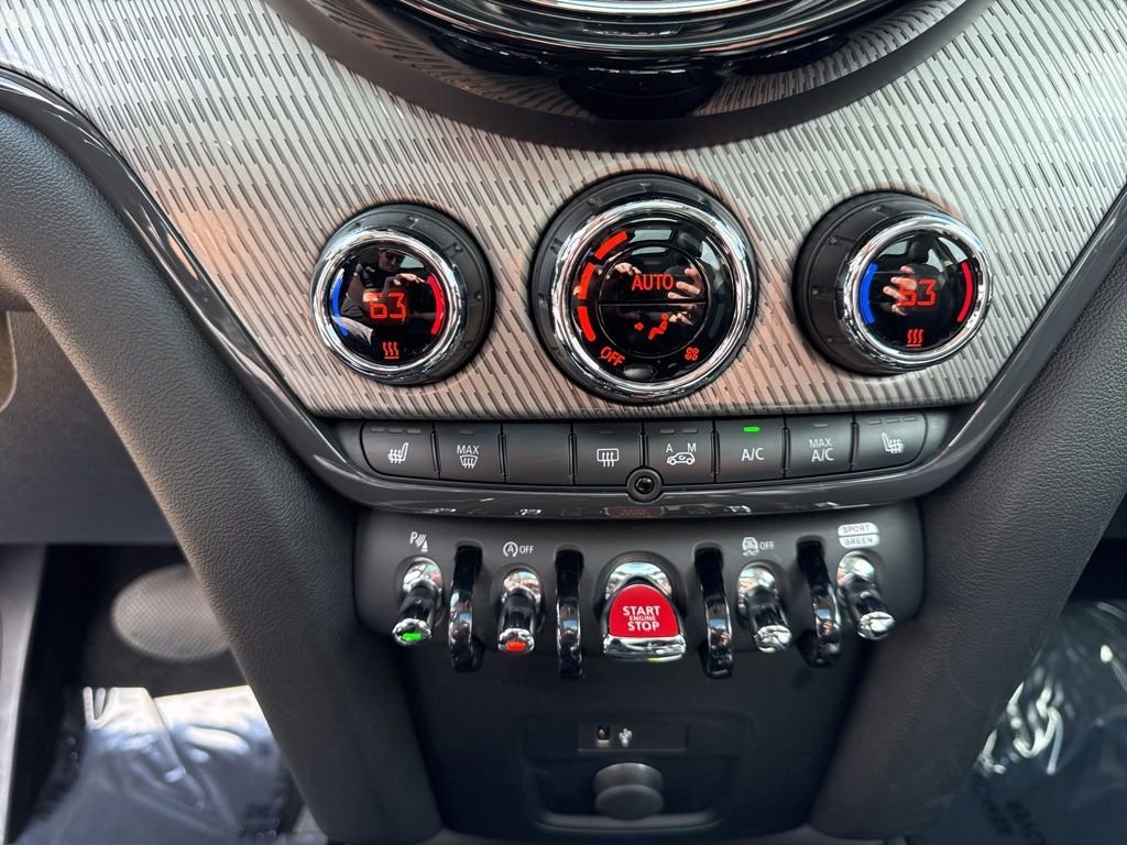 Used 2022 Gray Metallic MINI  image 18