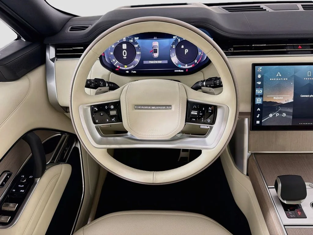 New 2026 Fuji White Land Rover SE image 24