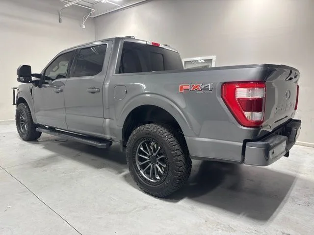 Used 2023 Gray Ford Lariat image 9