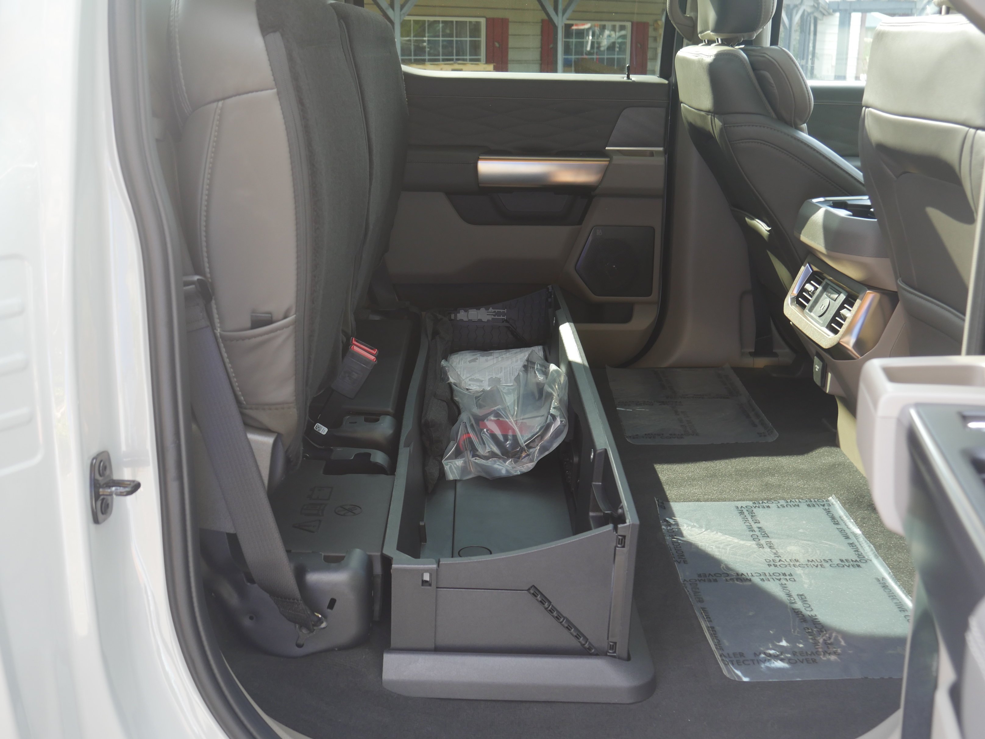 New 2026 Avalanche Ford F-350® Platinum® image 36
