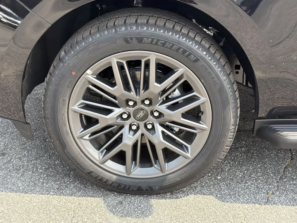 New 2026 Black Ford Platinum image 12