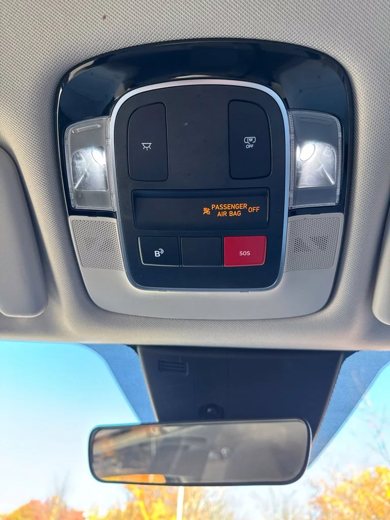 Used 2025 Blue Hyundai Blue image 31