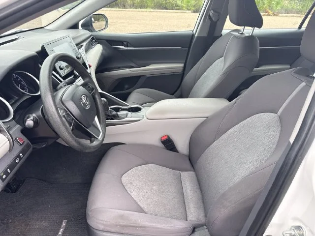 Used 2022 White Toyota LE image 9