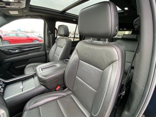 Used 2024 Black GMC Denali image 12