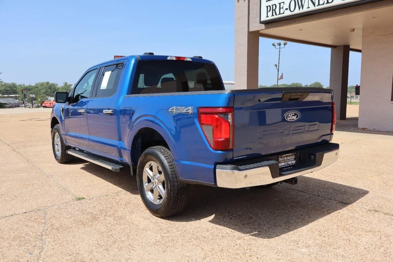Used 2025 Atlas Blue Ford XLT image 4