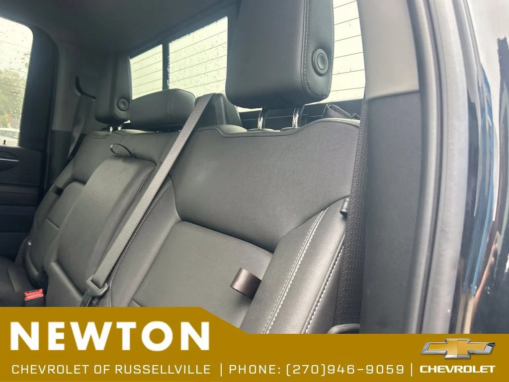 Used 2025 Black Chevrolet LT image 29