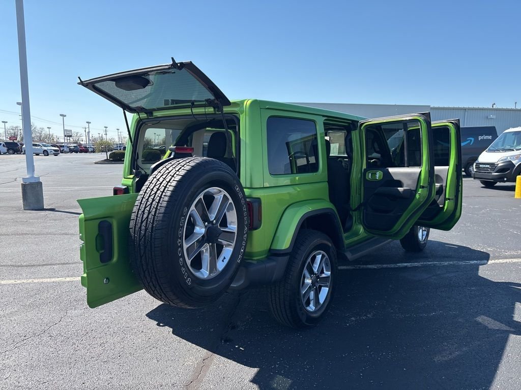 Used 2019 Green Jeep Unlimited Sahara image 18