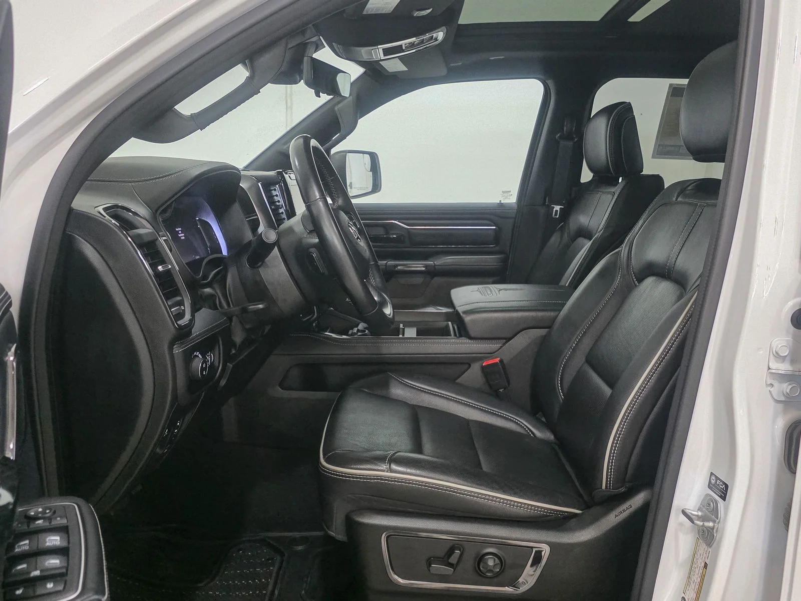 2023 RAM Ram 1500 Pickup Limited - Photo 20
