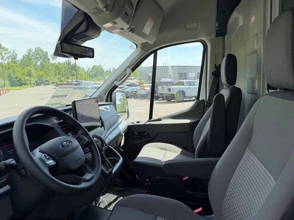 New 2026 Oxford White Ford Cargo Van image 6