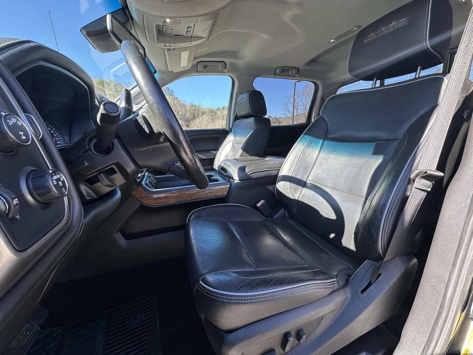 Used 2018 Black Chevrolet High Country image 9