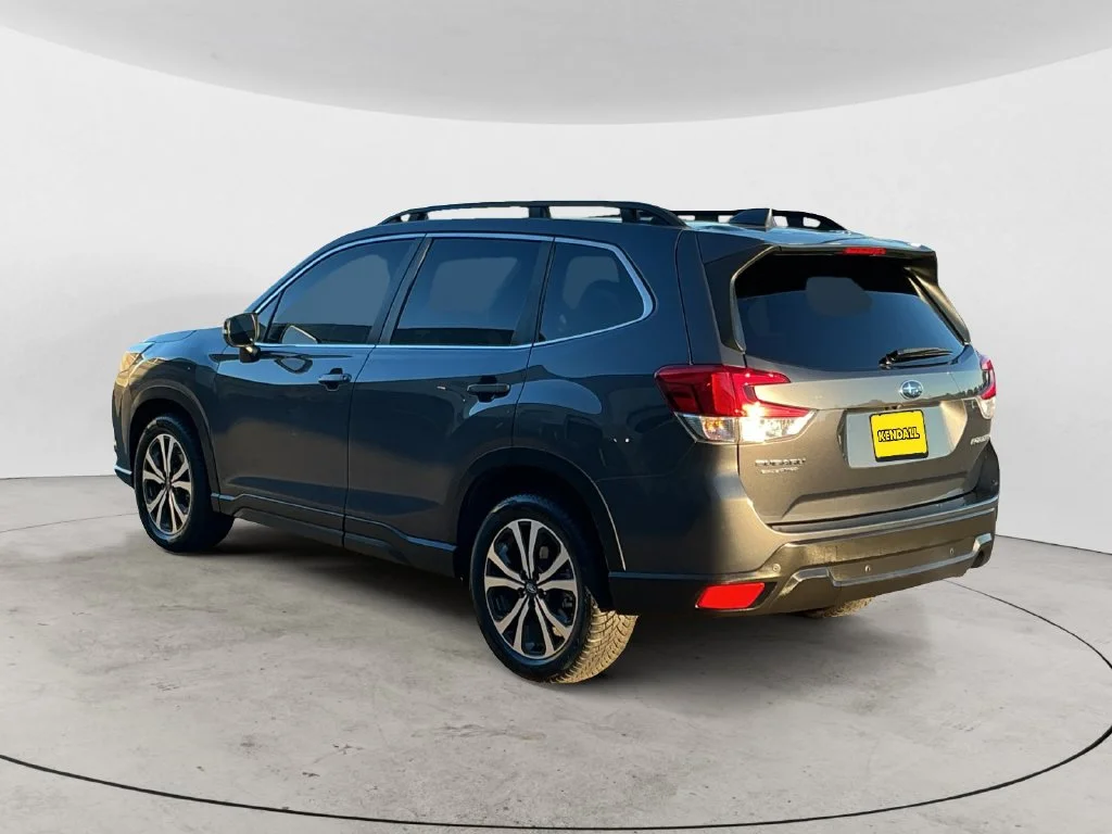 Used 2022 Gray Subaru Limited image 11