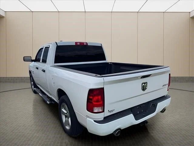 Used 2016 White Ram Express image 21