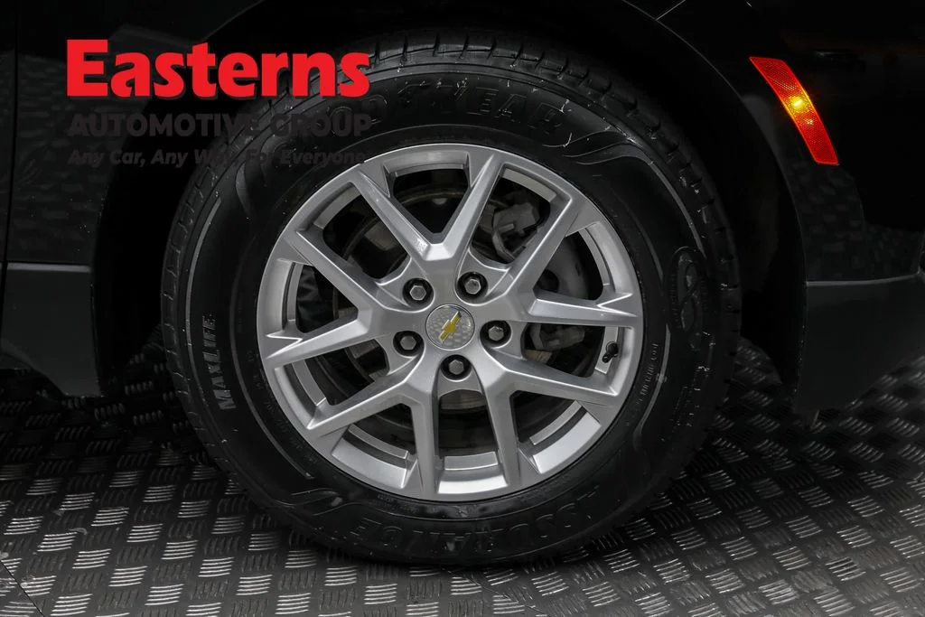 Used 2022 Black Chevrolet LS image 30