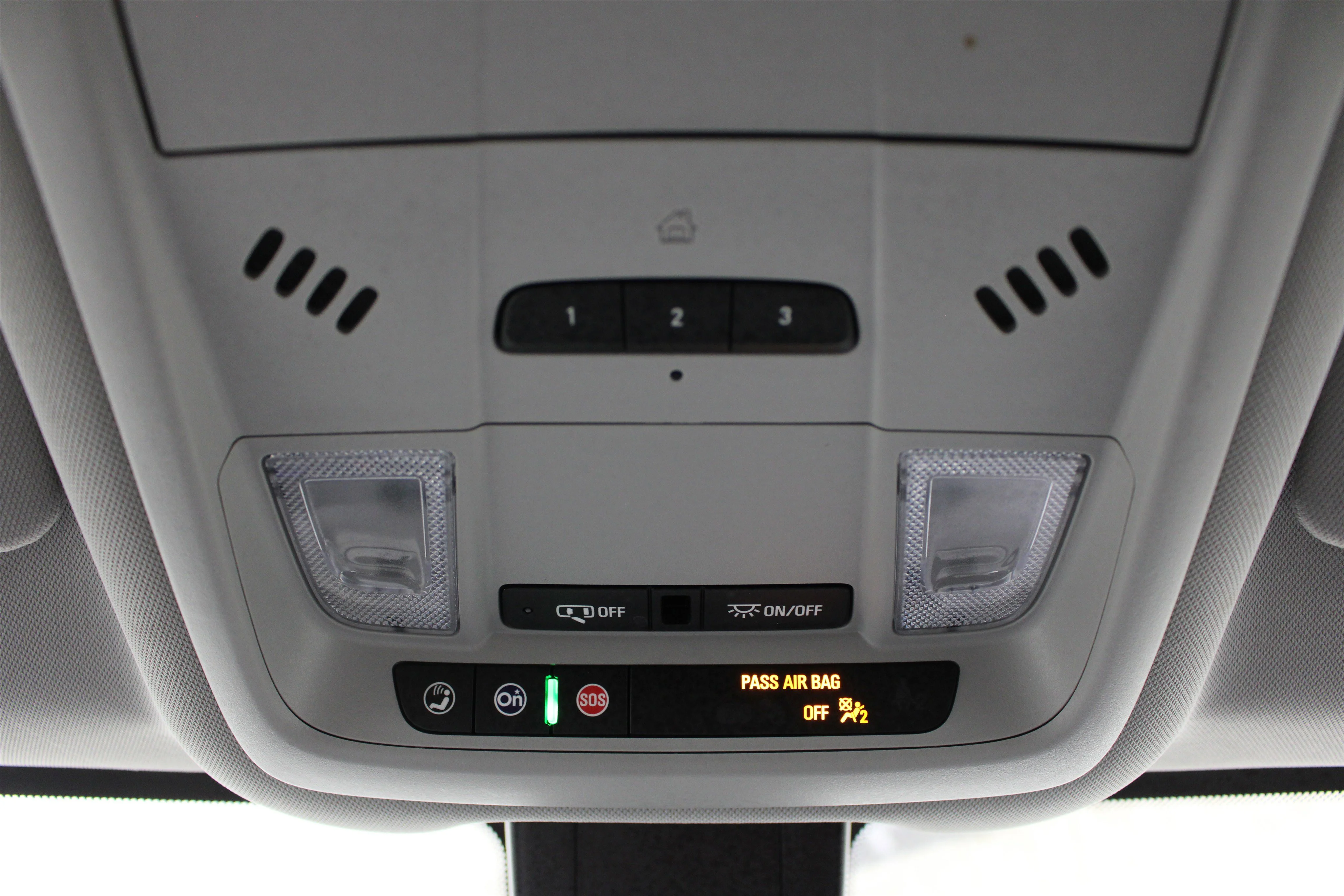 2023 GMC Terrain SLT - Photo 19
