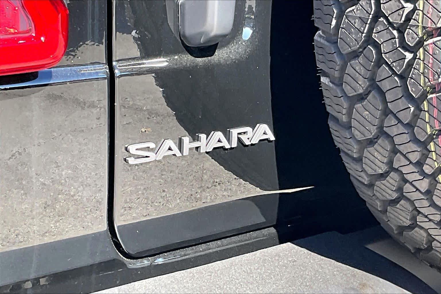 New 2027 Black Clear-Coat Paint Jeep Sahara image 14