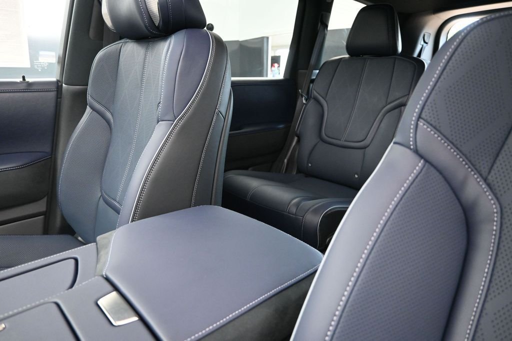 New 2027 MINERAL BLACK INFINITI Sport 4WD image 14