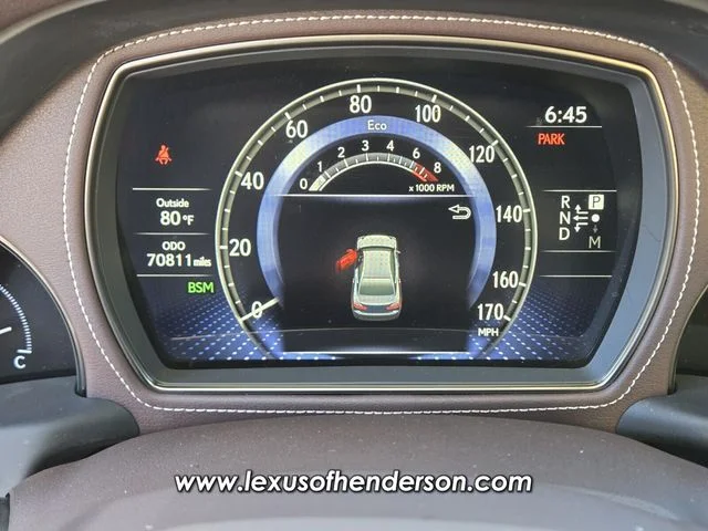 Used 2018 White Lexus 500 Base image 31