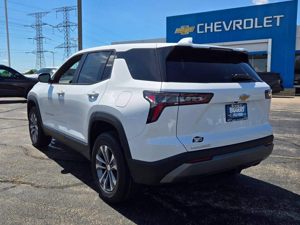 2026 Chevrolet Equinox LT - Photo 12