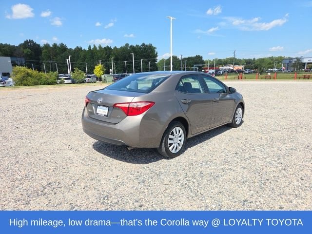 Used 2017 Gray Toyota LE image 5
