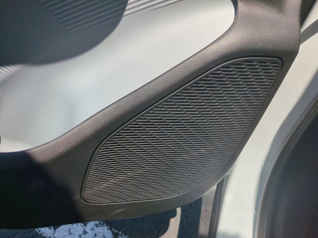 New 2027 Summit White Chevrolet LT image 25