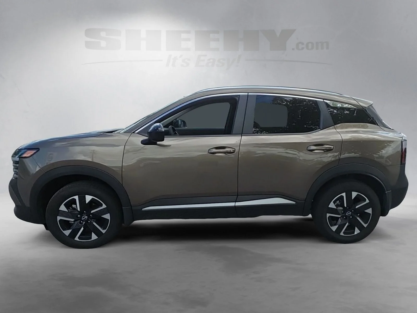 Used 2026 Brown Nissan SV image 15