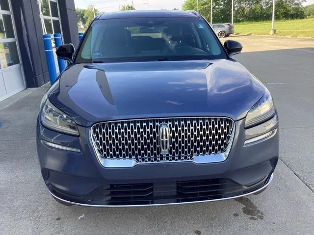 Used 2022 Blue Lincoln Standard image 3