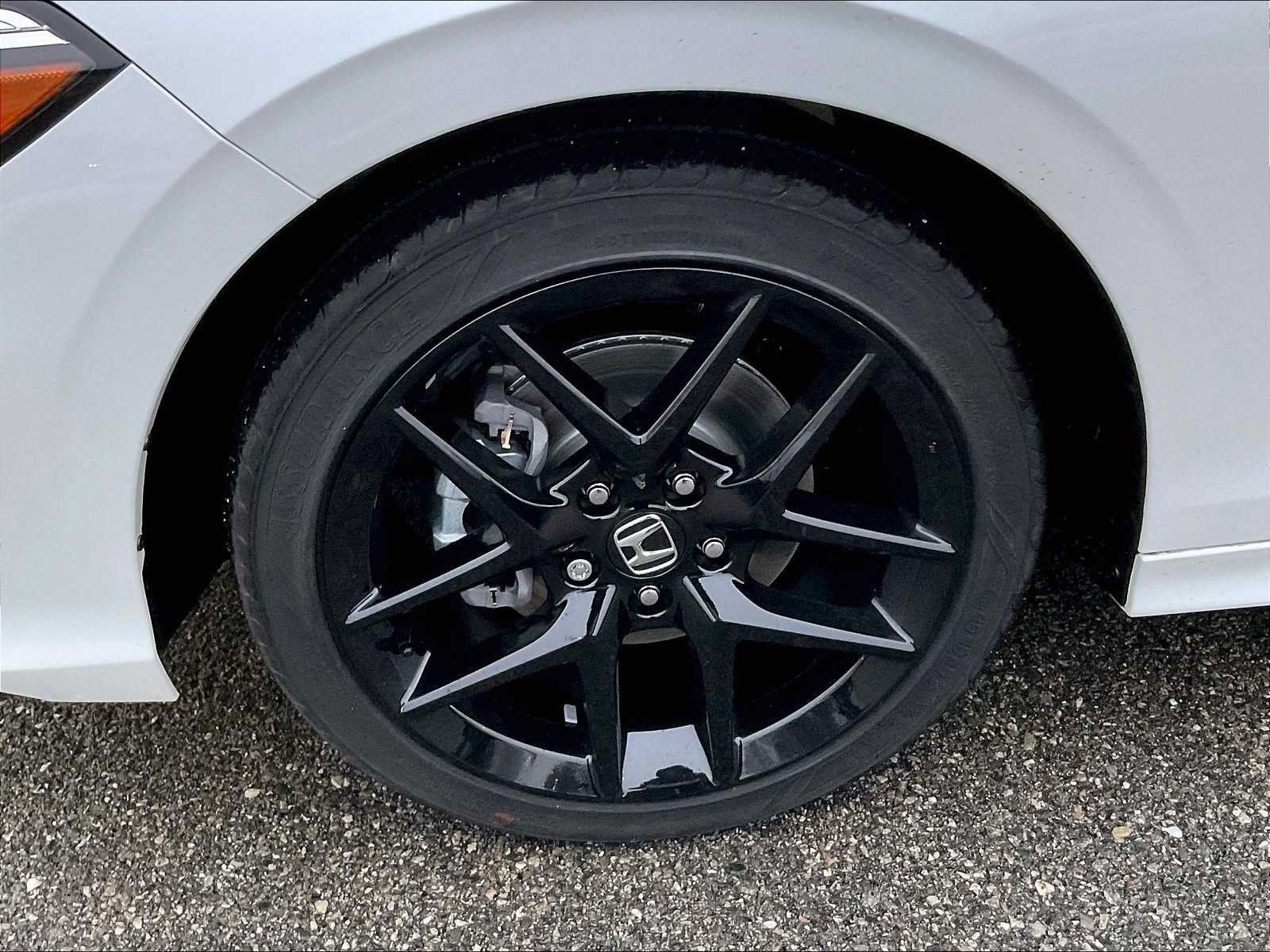 2025 Honda Civic Sport - Photo 8