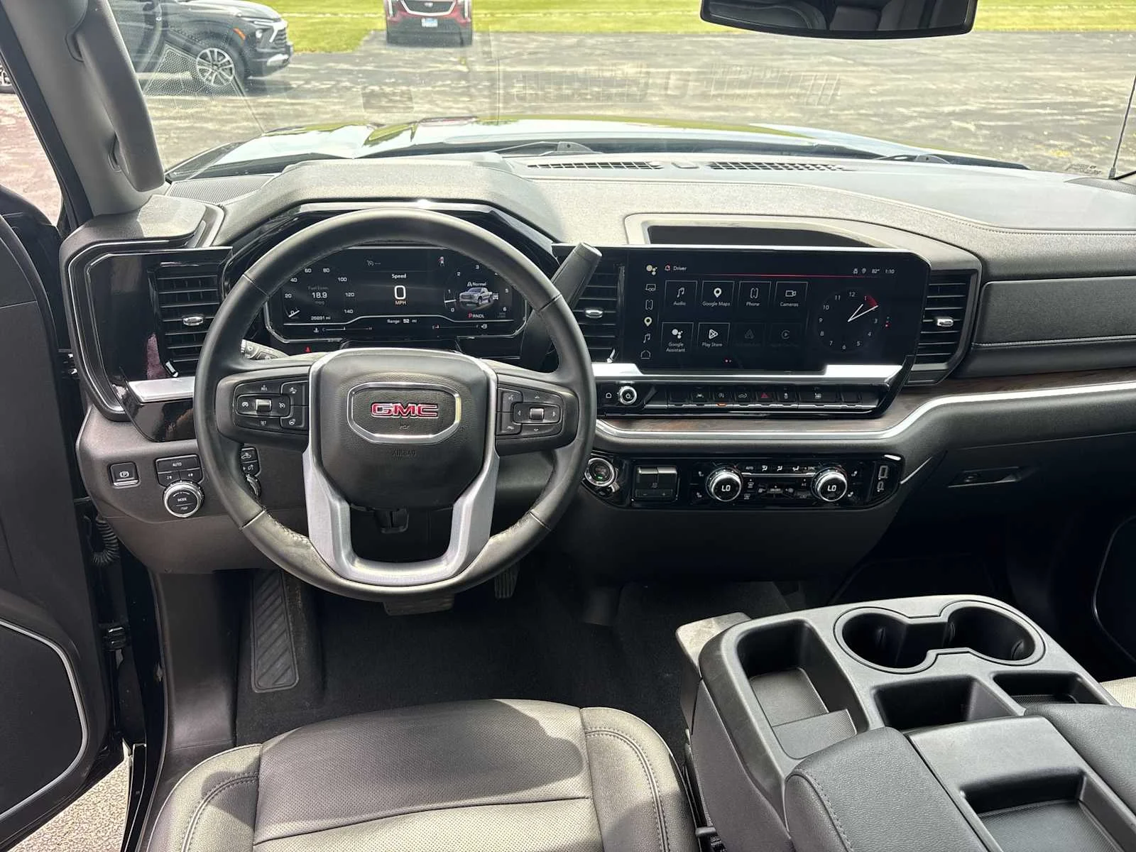 Used 2025 Onyx Black GMC SLT image 11