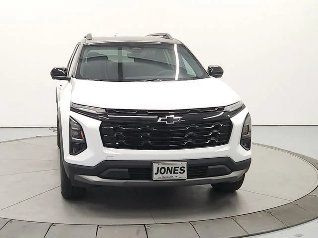 New 2027 White Chevrolet LT image 3