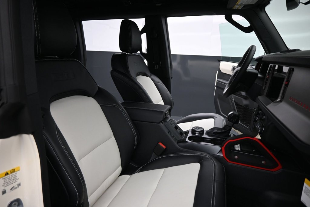 New 2026 White Ford Outer Banks image 31