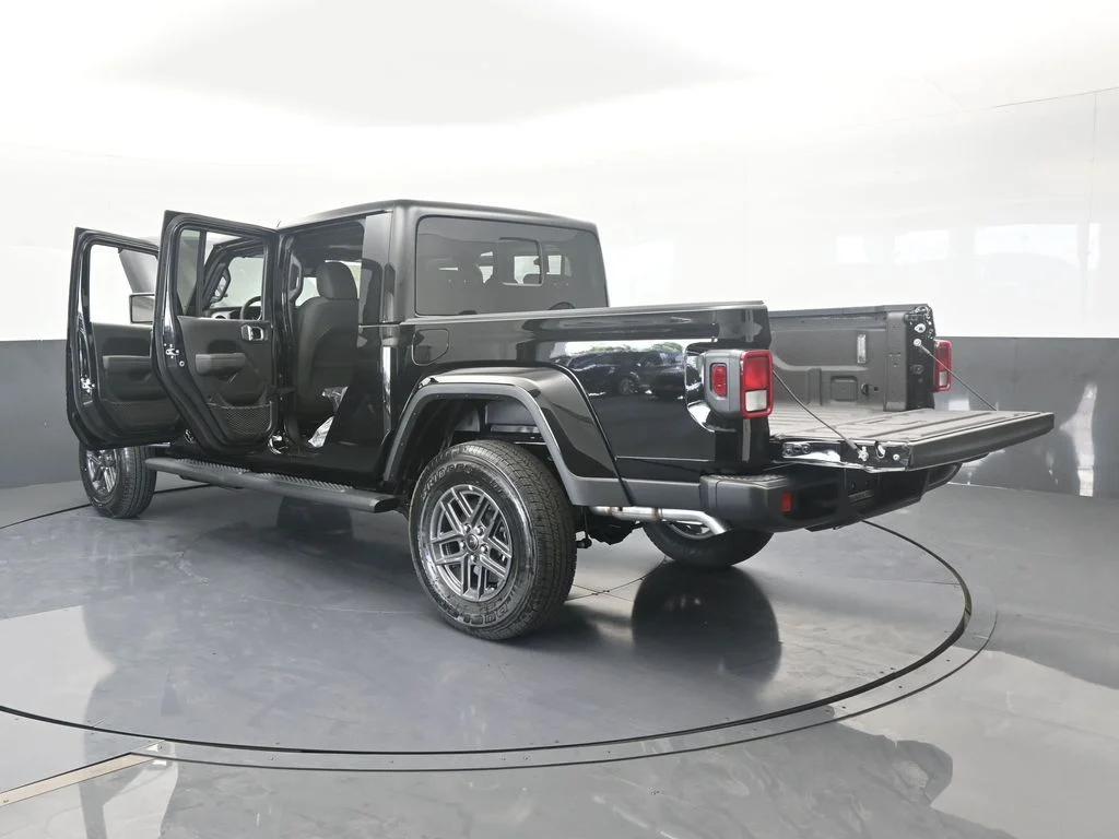 New 2026 Black Clear-Coat Exterior Paint Jeep Sport S image 67