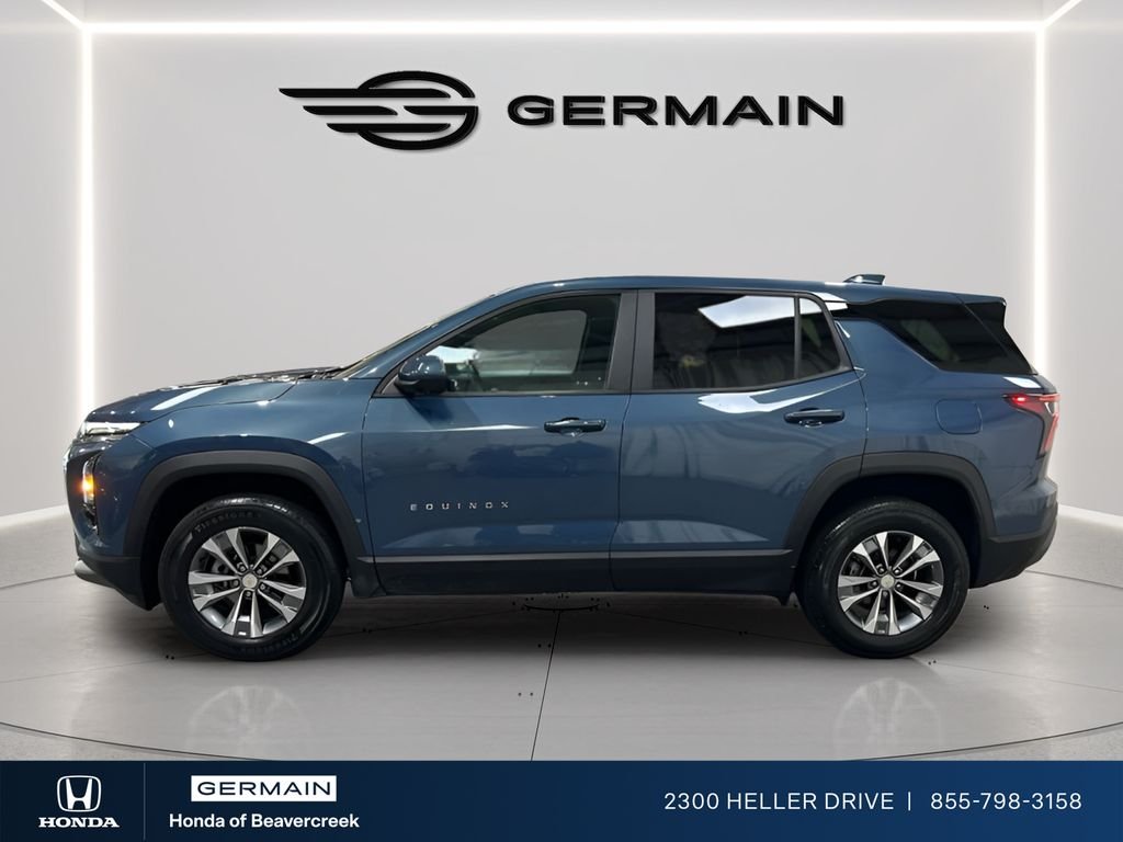 Used 2025 Lakeshore Blue Metallic Chevrolet LT image 5