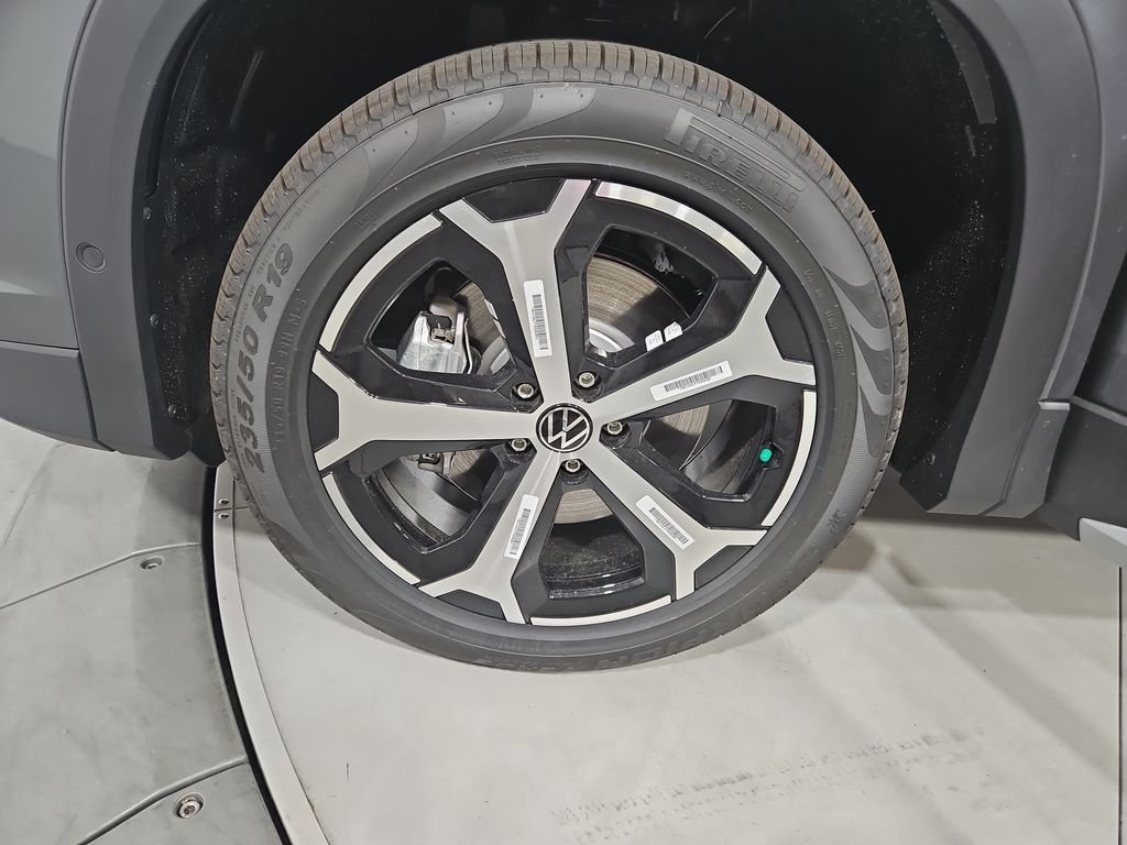 New 2026 Gray Volkswagen SE image 26