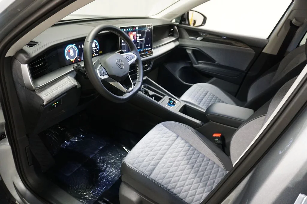 New 2026 Silver Volkswagen 2.0T S image 9